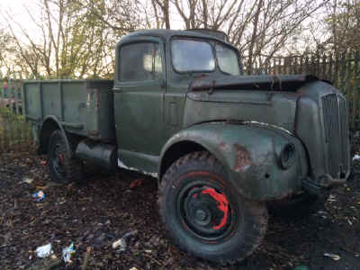 stuart20.jpg (161597 bytes)